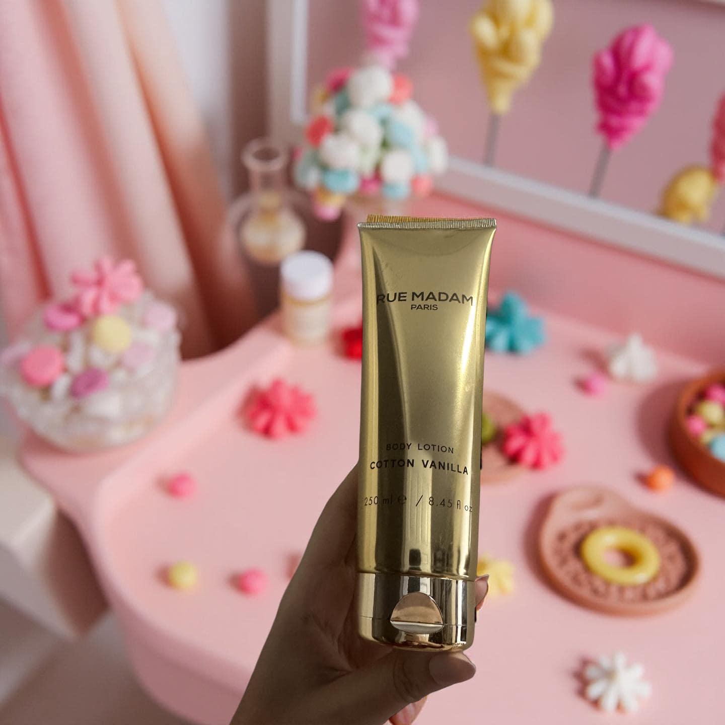 Cotton Vanilla Body Lotion/Body Wash 250ml
